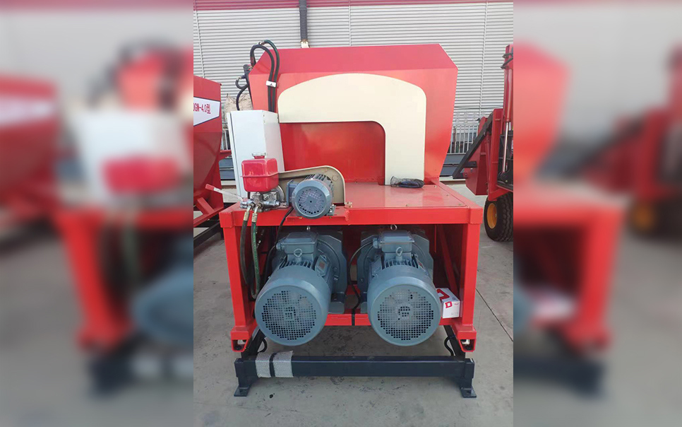 標(biāo)題：9JGW-6.0型固定臥式全混日糧攪拌機(jī)
瀏覽次數(shù)：72
發(fā)表時(shí)間：2023-12-12