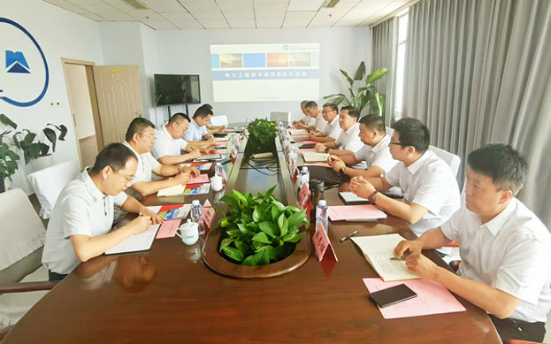 標題：內(nèi)蒙古能源發(fā)電投資集團有限公司電力工程技術(shù)研究院院長李亮一行到呼和浩特分院座談交流
瀏覽次數(shù)：62
發(fā)表時間：2025-07-21